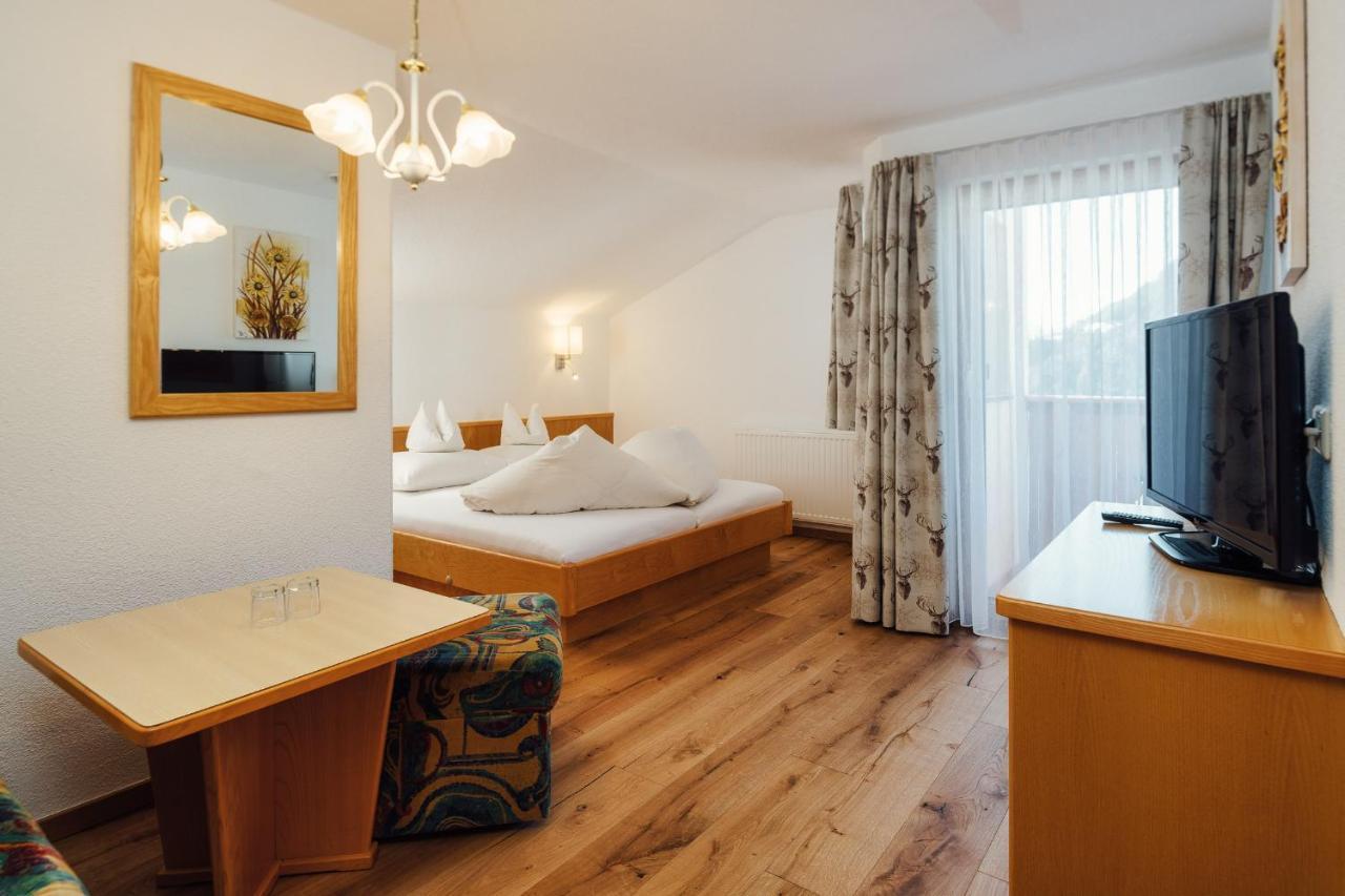 Hotel Garni Jaegerheim Serfaus Εξωτερικό φωτογραφία