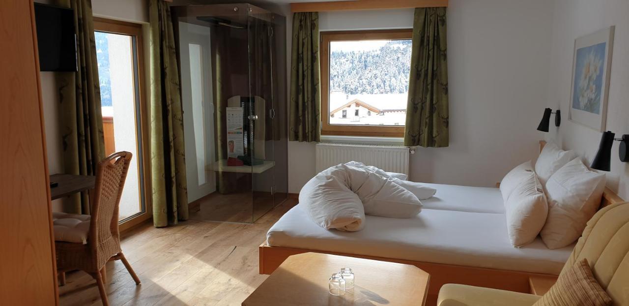 Hotel Garni Jaegerheim Serfaus Εξωτερικό φωτογραφία